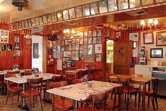 Angelo's Fairmount Tavern